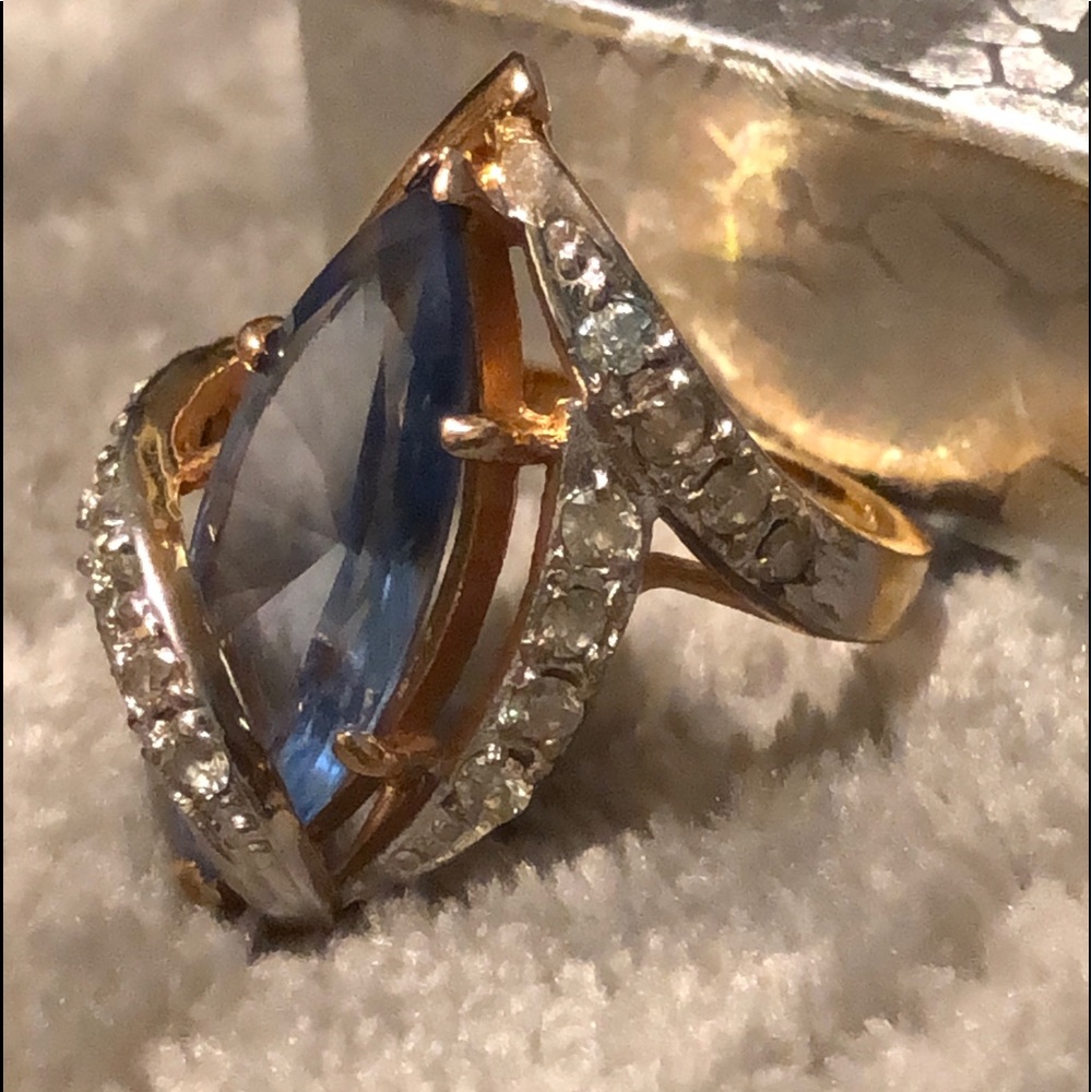 ♥️Sky Blue/White Topaz, Marquis Ring